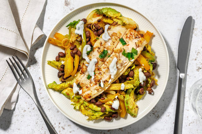 Gebratener Pangasius auf Avocado-Bohnen-Salat