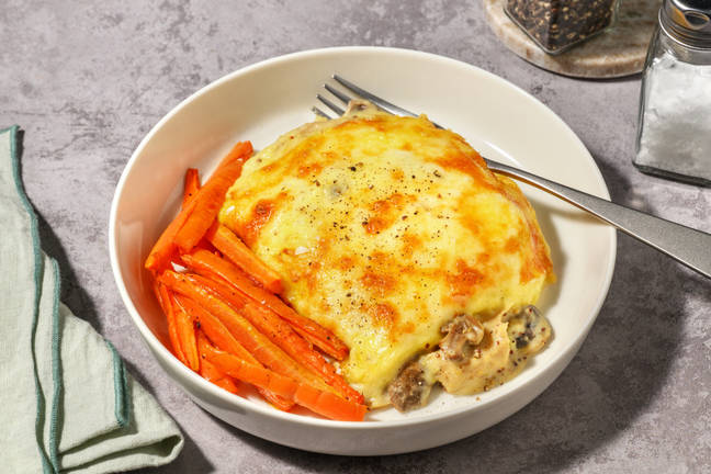 Creamy Meat-Free Chicken and Mushroom Pie
