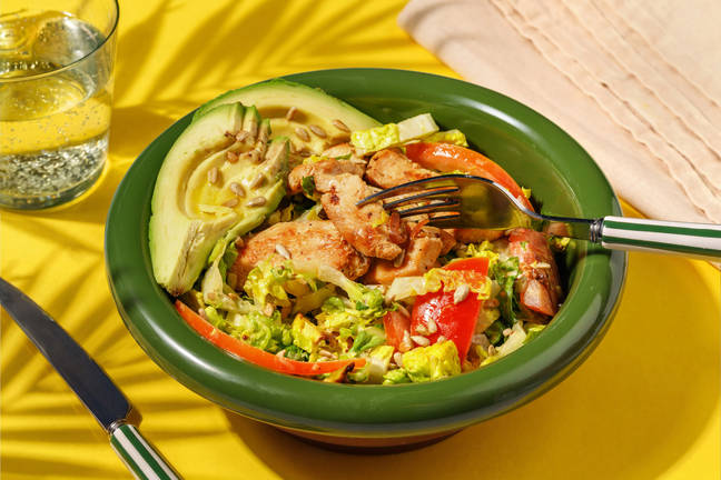 Honig-Senf-Hähnchensalat mit Avocado