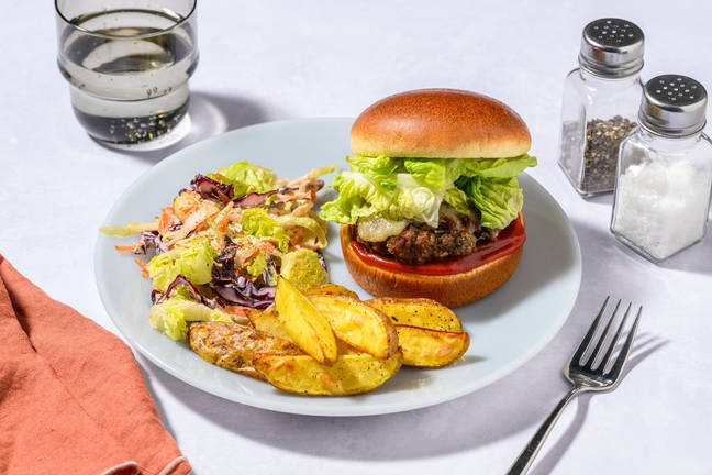 Family Favourite Beef & Pork Cheddar Cheeseburger