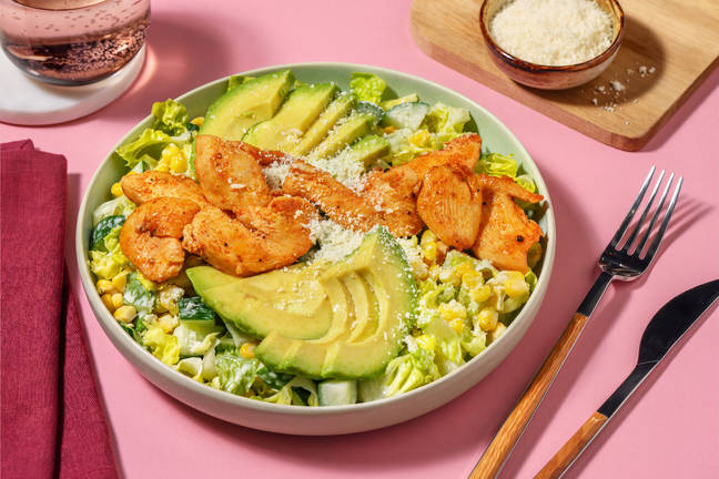 American Bowl mit Hähnchen und Avocado