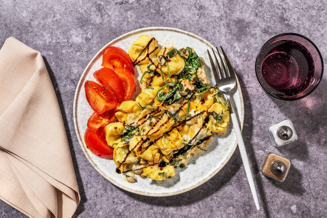 Gratin crémeux de tortelloni aux champignons