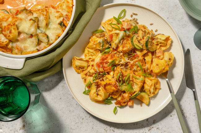 Gratinierter Tortellini-Auflauf