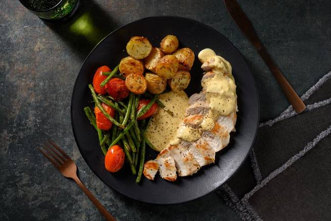 Gebratene Hähnchenbrust mit Sauce Hollandaise