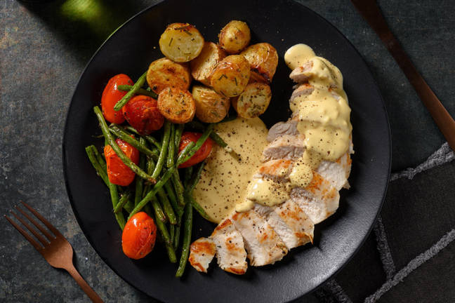 Filet de poulet en sauce hollandaise