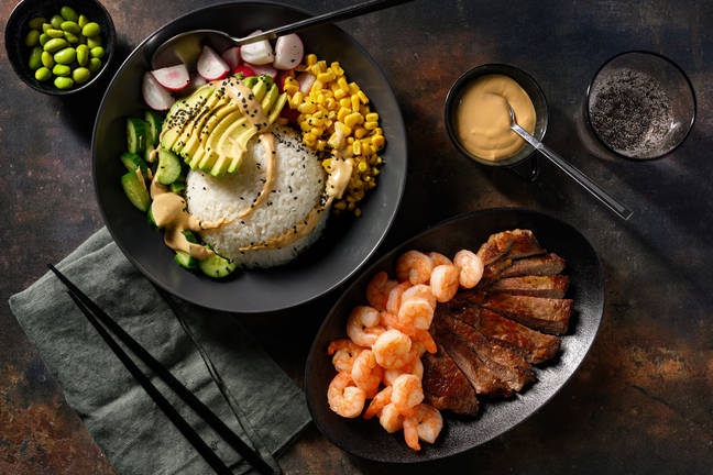 Poké Bowl Surf & Turf au ponzu et avocat