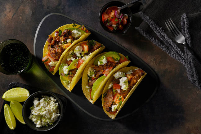 Taco's met steak, avocado en koriander