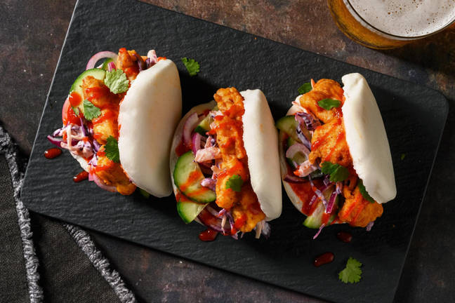 Koreaans geïnspireerde bao buns met kip