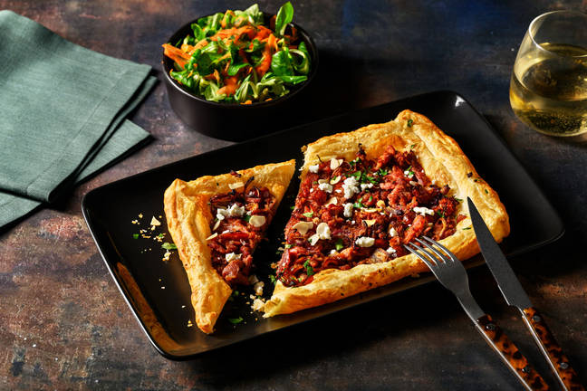 Gekonfijte eend op bladerdeeg op z'n Marokkaans