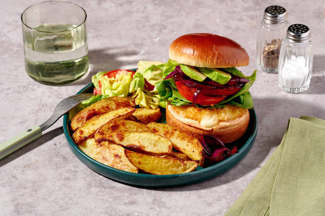 Paneret mozzarellaburger med avocado