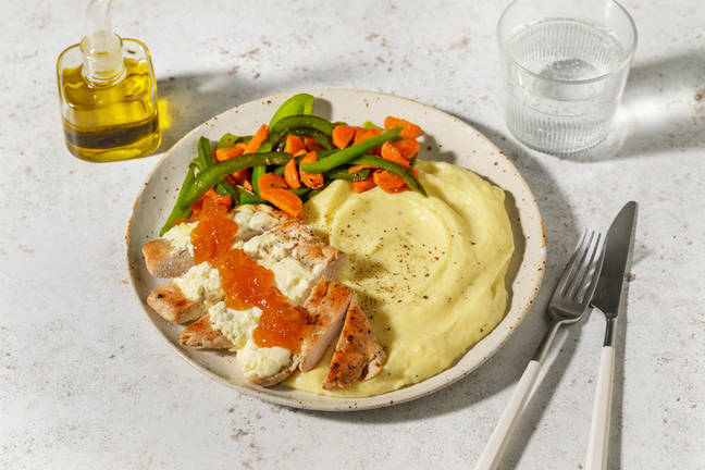 Pollo al membrillo con puré de chirivía y patata