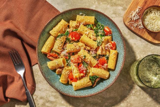 Creamy Pesto and Bacon Pasta