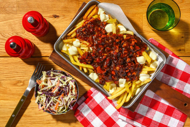 Bacon-Poutine aus Kanada