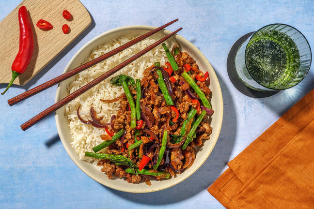 Thai 'Pad Horapa' med svinekød