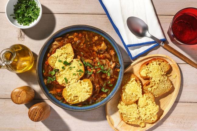 Zwiebelsuppe nach französischer Art mit Lardons 
