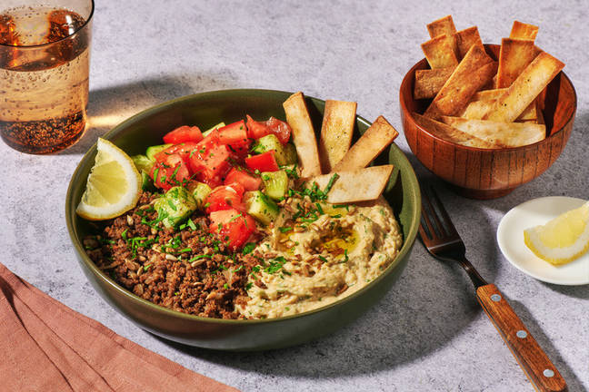 Hummus-Bowl mit Dukkah-Rinderhackfleisch