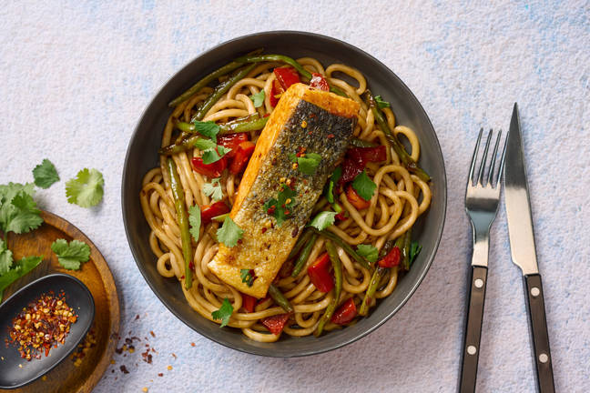 Teriyaki Salmon Noodles