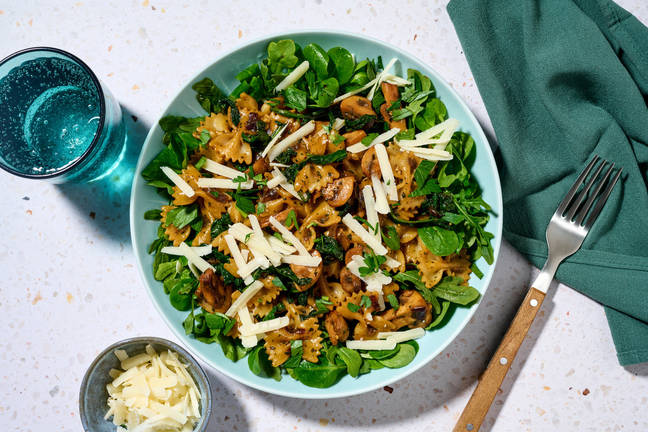 Farfalle met bospaddenstoelenpesto