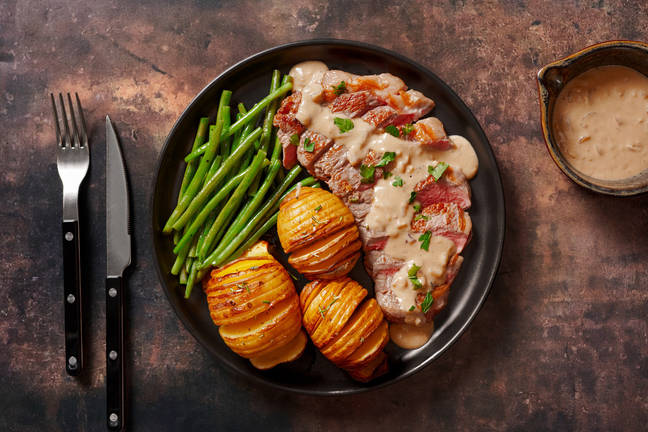 Rumpsteak og sort hvidløgssauce