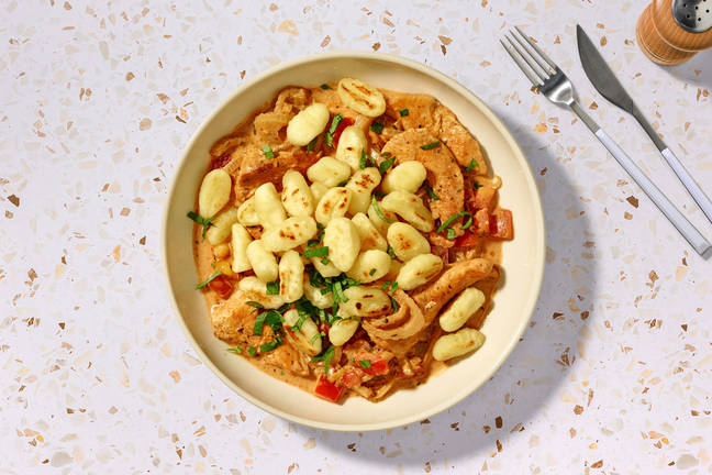 Kremet kylling- og tomatgnocchi