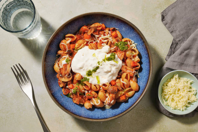 Conchiglie met burrata, pesto en mozzarella