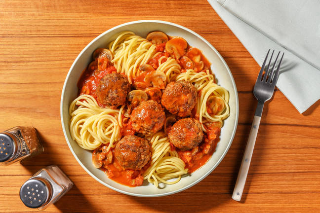 Beef & Basil 'Pesto' Meatball Spaghetti
