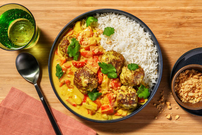 Southeast Asian Beef Meatball Curry