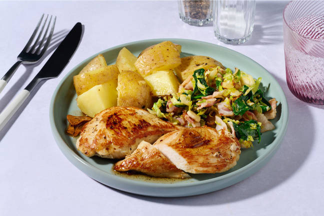 Garlic Chicken & Bacon-Brussels Sprouts 