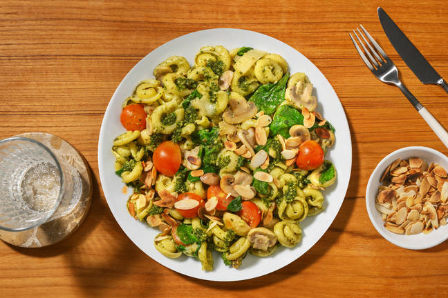 One-Pot Creamy Pesto & Mushroom Pasta