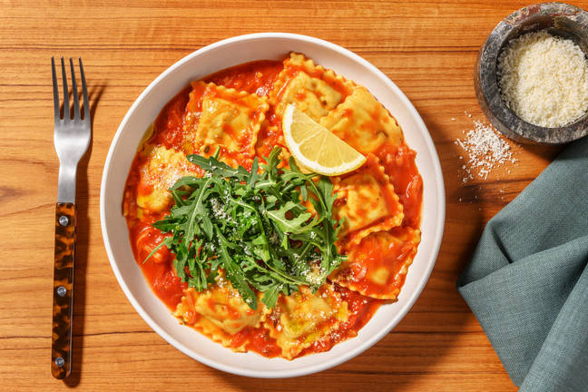 Saucy Spinach & Ricotta Sugo Ravioli