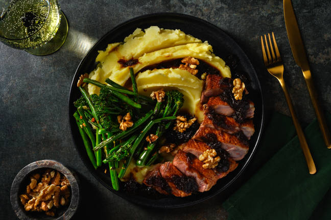 Roast Duck & Caramelised Onion Sauce