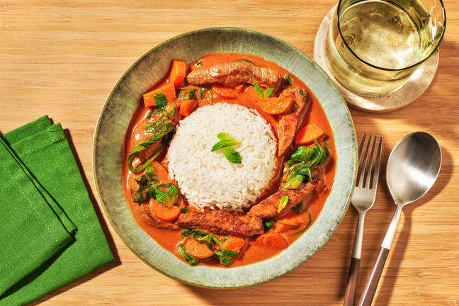 Mild Coconut Beef & Veggie Curry