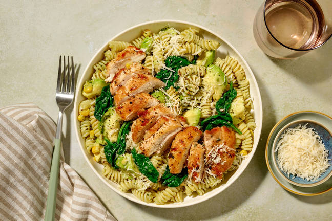 Pre-Marinated Chicken & Creamy Pesto Pasta