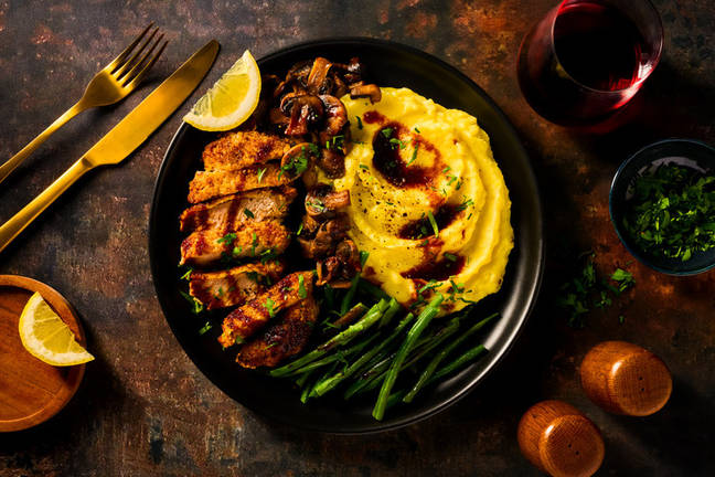 Pork Jägerschnitzel & Creamy Mushroom Sauce