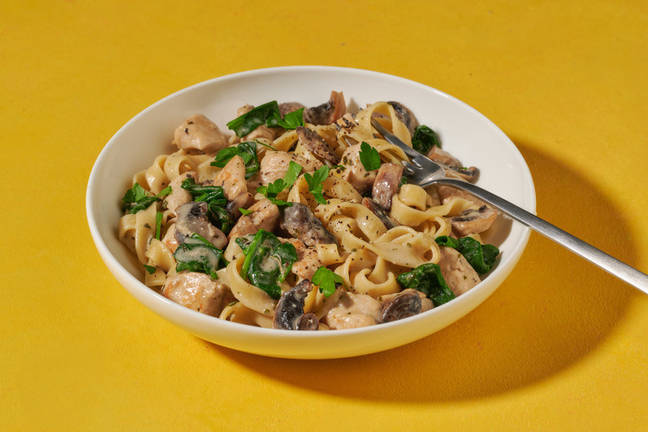 Quick Creamy Chicken & Mushroom Fettuccine