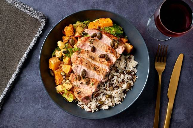 Côtelettes de porc glacées à l'érable et riz sauvage