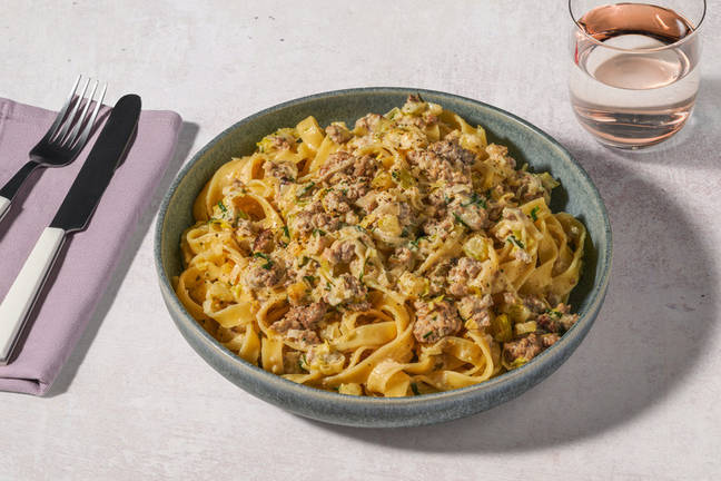 Rich Beef & Pork Creamy Fettuccine 
