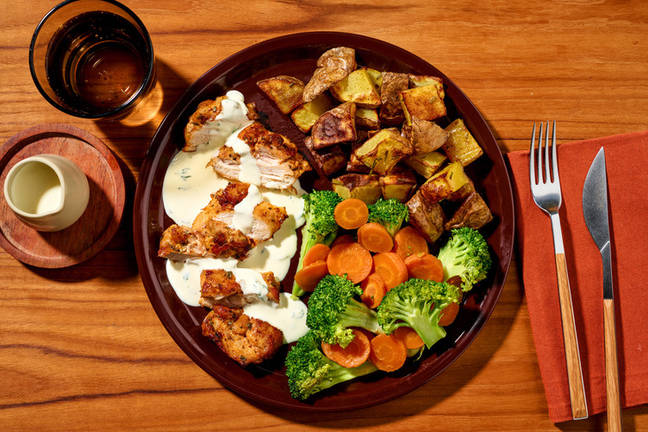 Pre-Marinated Chicken & Rosemary Sauce