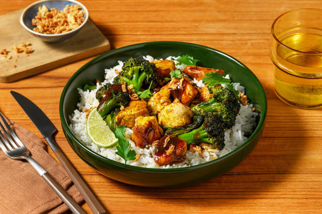 Hawker-Style Chicken & Veggie Stir-Fry