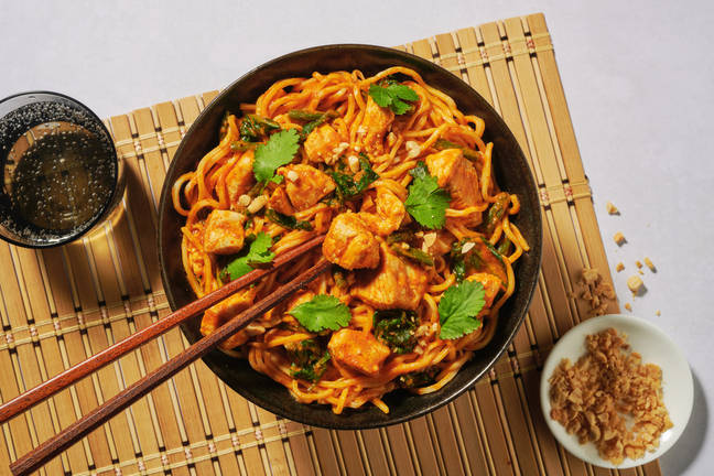 Fragrant Chicken & Noodle Rendang Curry 