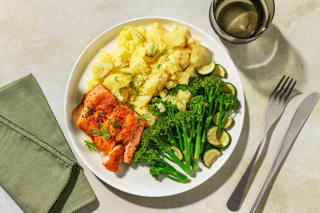 Lemon Pepper Salmon & Dill-Butter Sauce