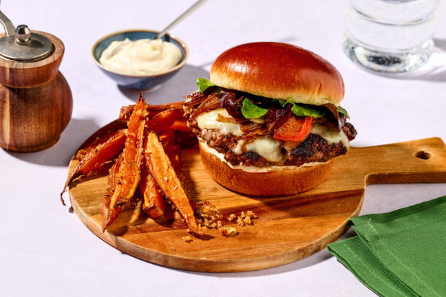 Smashed Beef Cheeseburger & Homemade Relish
