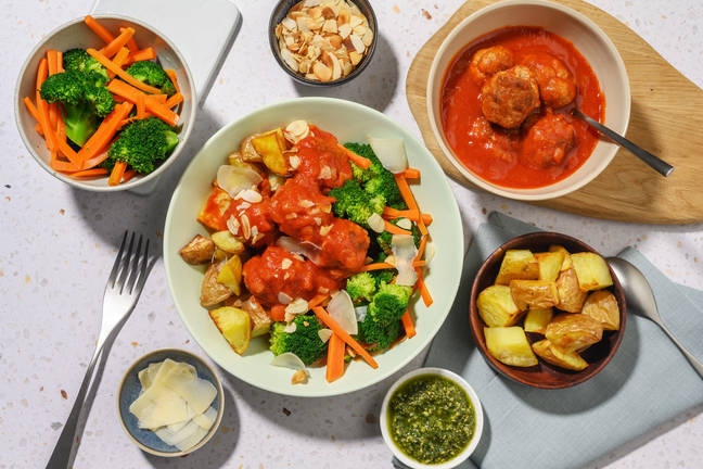 Saucy Pork Meatball & Steamed Veggie Bar