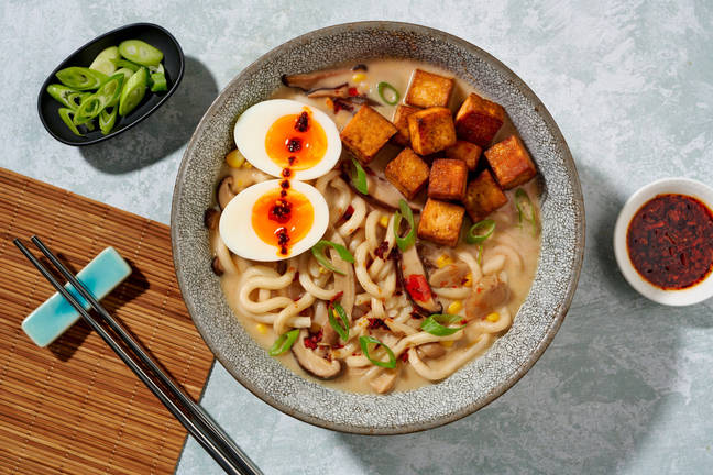 Golden Tofu & Mushroom Udon Ramen
