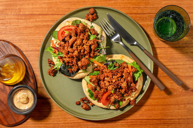 Fast Smokey Lamb & Harissa Aioli Flatbreads