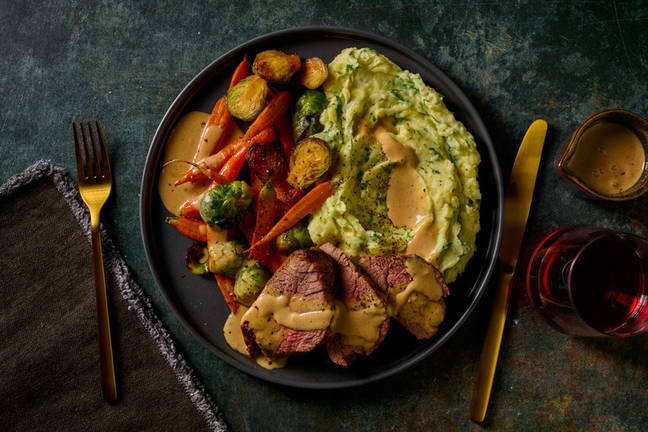 Rich Roast Sirloin & Creamy Pepper Sauce