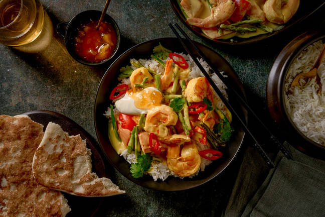 Fragrant Prawn Curry & Premium Garlic Naan