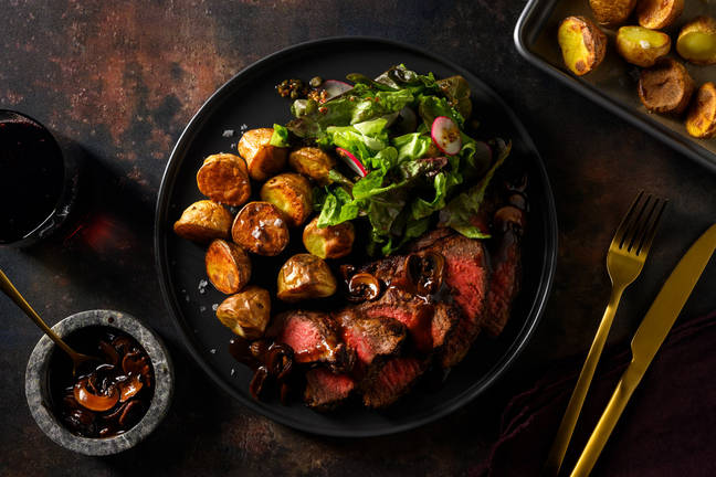 Provençal Roast Beef & Mushroom Gravy