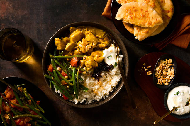 Chicken Korma Curry & Mozzarella Flatbreads