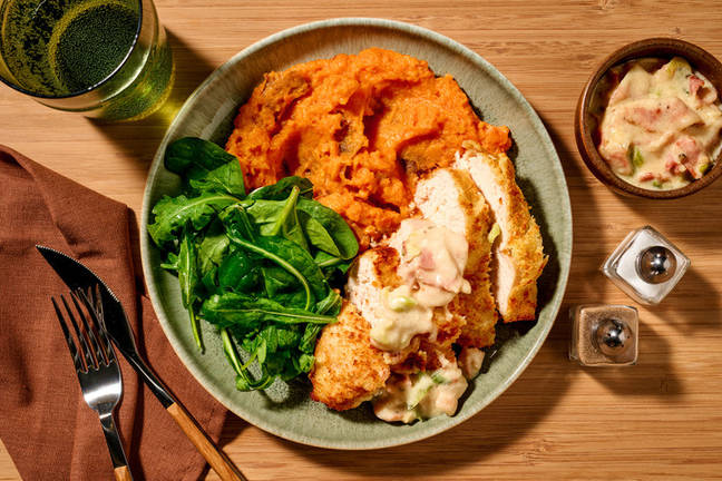 Crumbed Chicken & Creamy Bacon Sauce